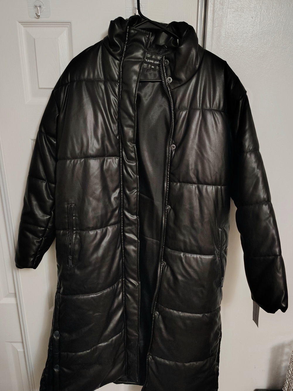 Wilsons Leather Black Full-Length Womens Maxi Puffer Coat
Size XS